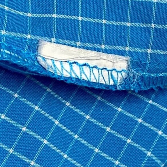 Van Heusen Shirt Men's Large Short Sleeve Classic Fit Button Down Blue Grid EUC - Picture 4 of 8